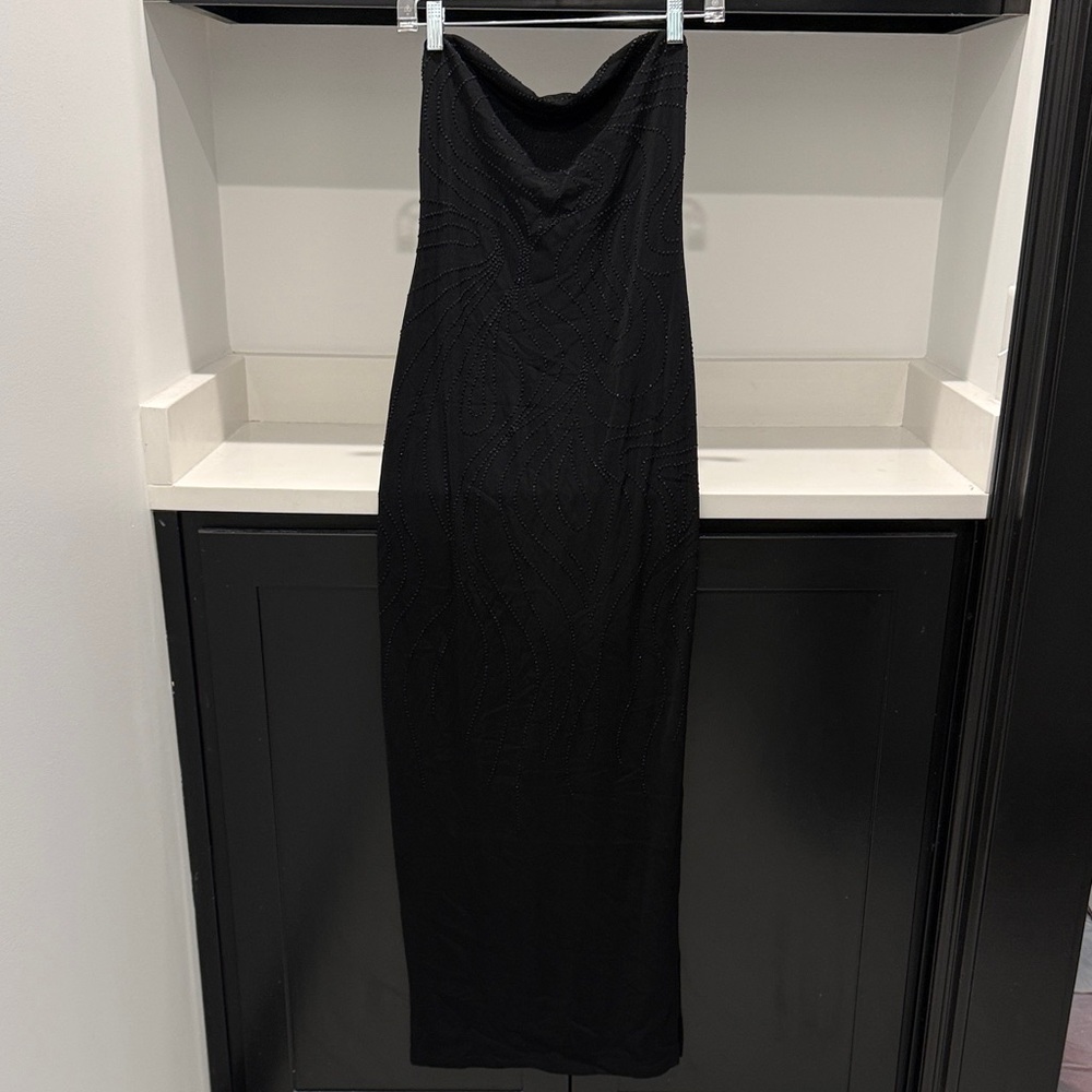 Elegant Black strapless Evening Dress. Size M